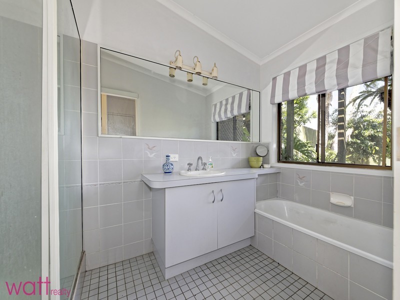 876 Rode Road, Mcdowall QLD 4053