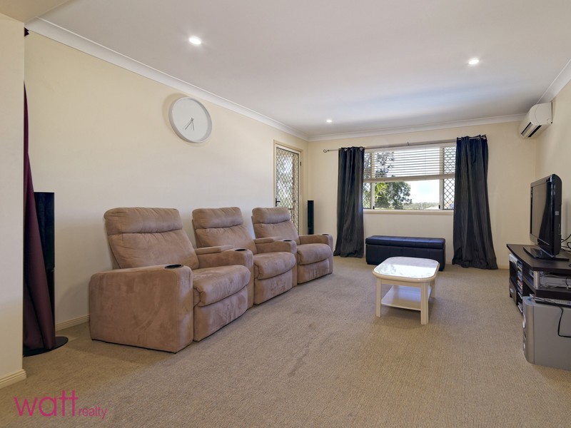 90 Barbour Road, Bracken Ridge QLD 4017