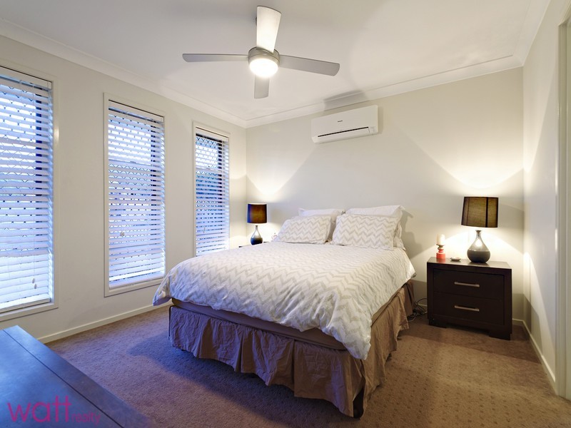 49 Winlock Circuit, Warner QLD 4500