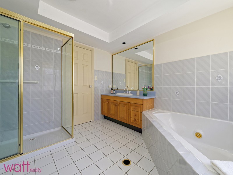 20 Hillcrest Street, Aspley QLD 4034