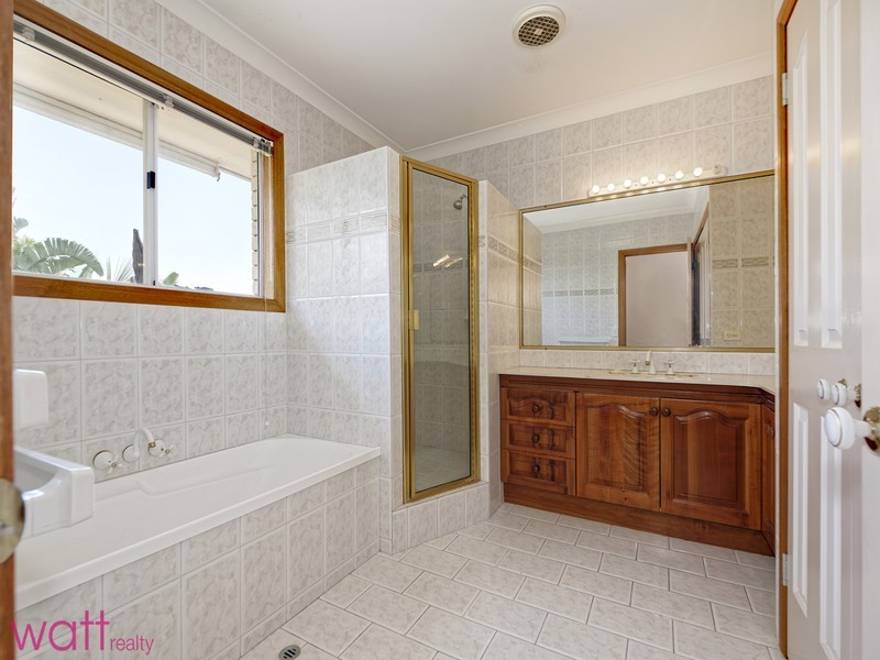 Bridgeman Downs QLD 4035