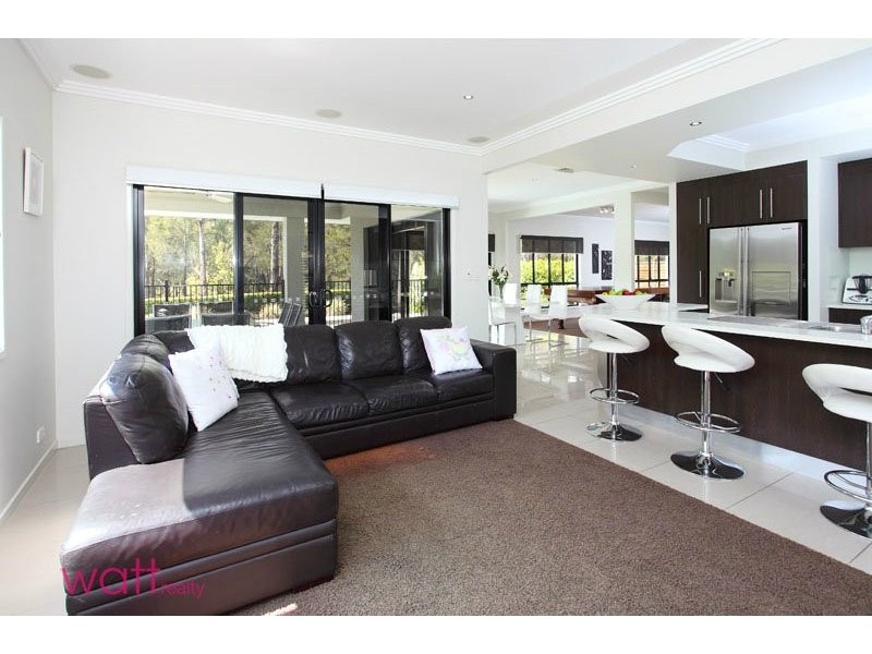 Eatons Hill QLD 4037