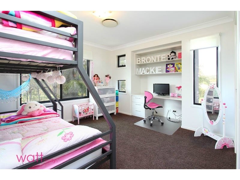 Eatons Hill QLD 4037