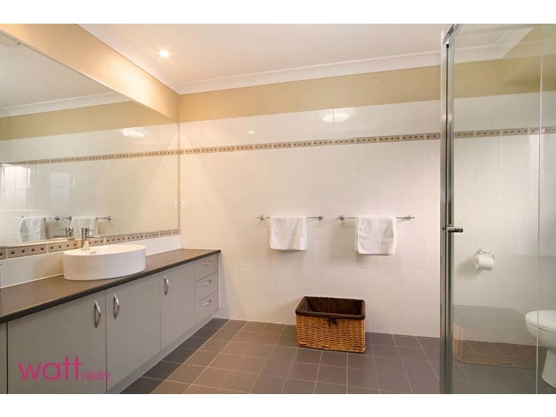 Bridgeman Downs QLD 4035