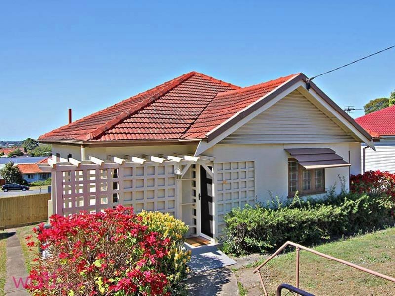 Wavell Heights QLD 4012