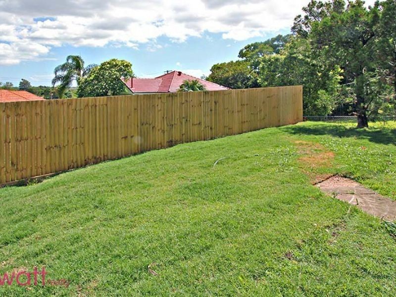 Wavell Heights QLD 4012