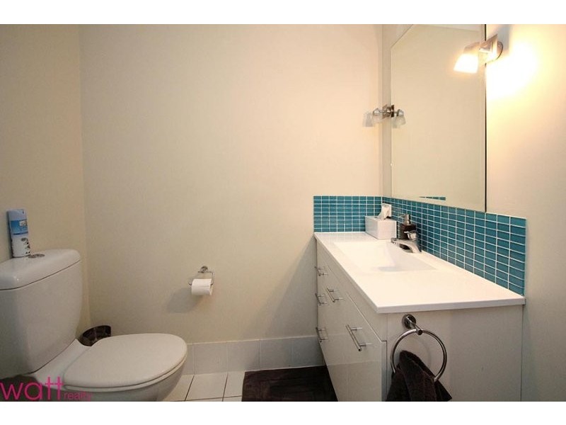 Wavell Heights QLD 4012