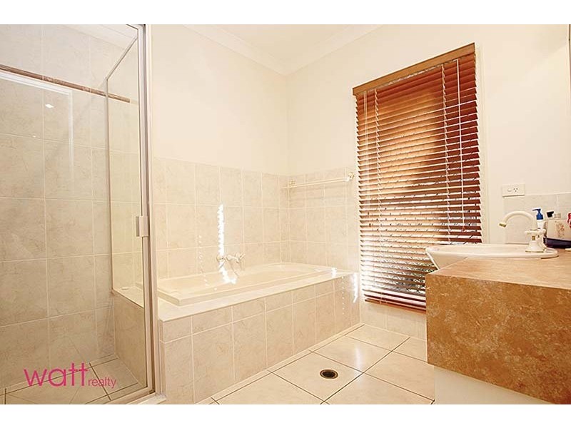 Bridgeman Downs QLD 4035