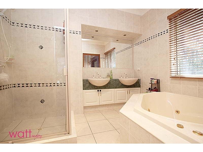 Bridgeman Downs QLD 4035