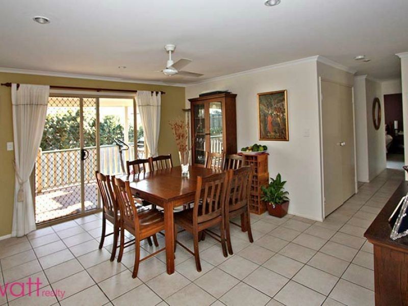 Everton Hills QLD 4053