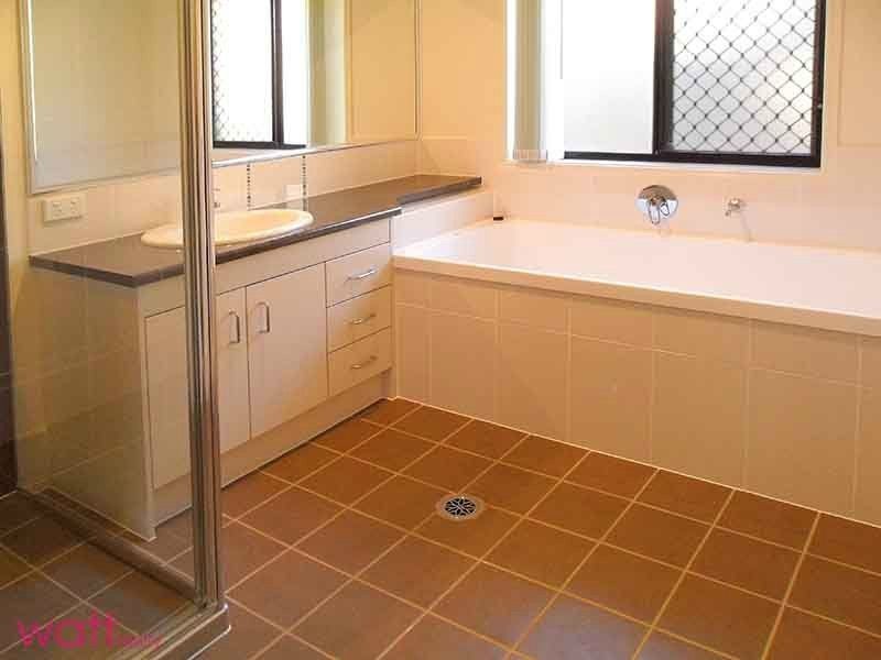 Fitzgibbon QLD 4018