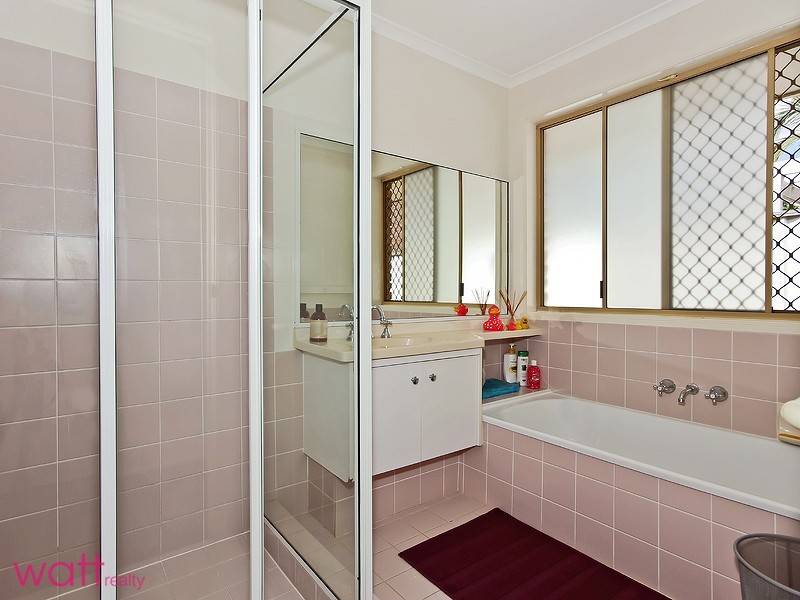 Bridgeman Downs QLD 4035