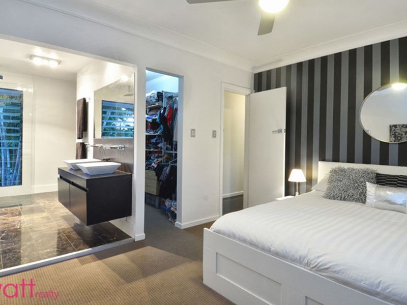 Wavell Heights QLD 4012