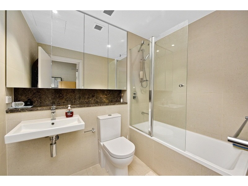 202/1 Footbridge Boulevard, Wentworth Point NSW 2127