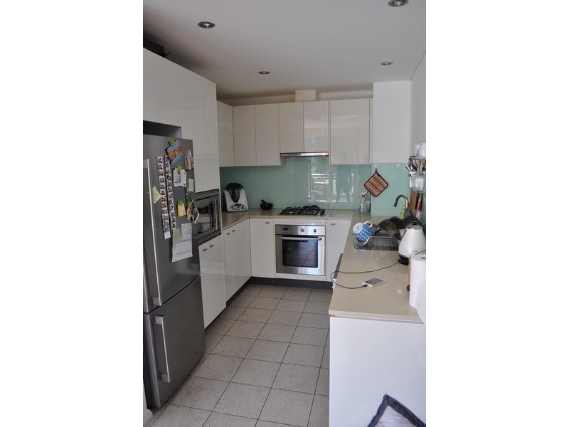 115/3 Stromboli Strait, Wentworth Point NSW 2127