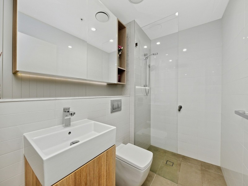 1008/13 Verona Drive, Wentworth Point NSW 2127