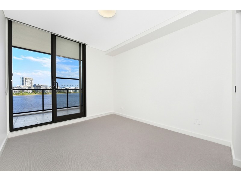 C408/21 Verona Drive, Wentworth Point NSW 2127