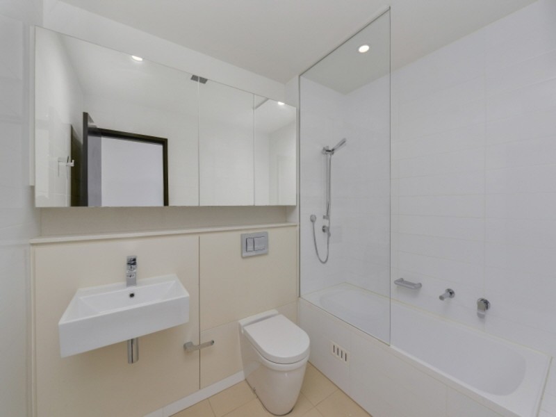 109/19 Baywater Drive, Wentworth Point NSW 2127