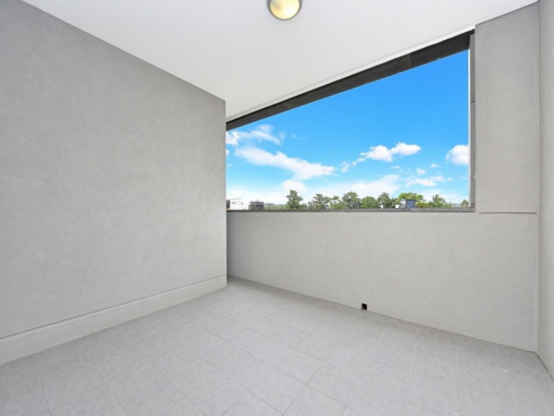 302/7 Waterways, Wentworth Point NSW 2127