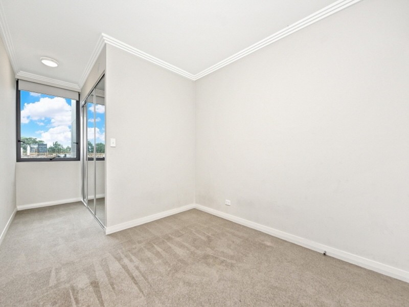 302/7 Waterways, Wentworth Point NSW 2127