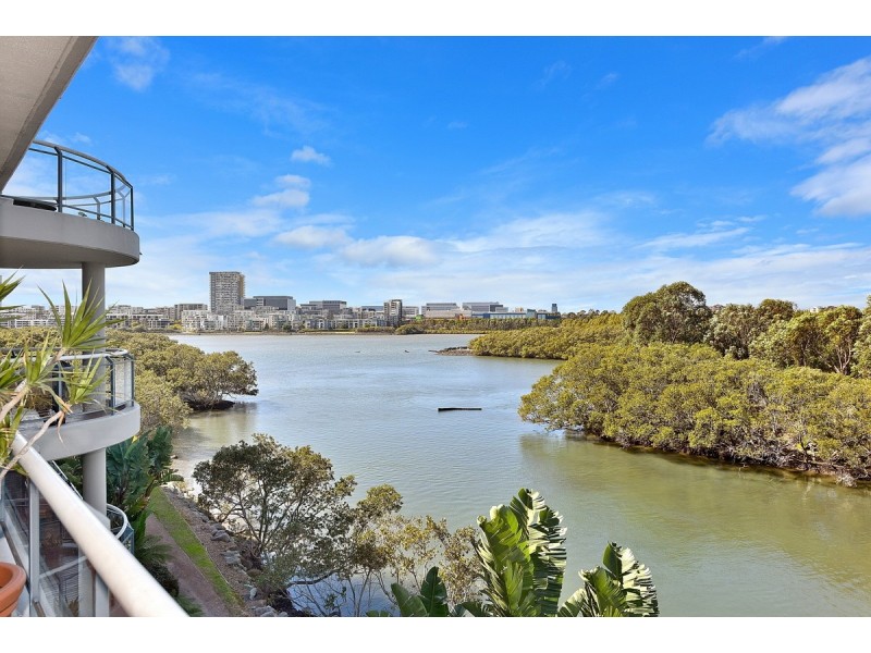 73/29 Bennelong Parkway, Wentworth Point NSW 2127