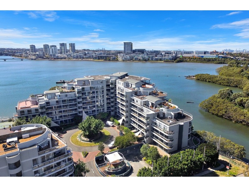 73/29 Bennelong Parkway, Wentworth Point NSW 2127