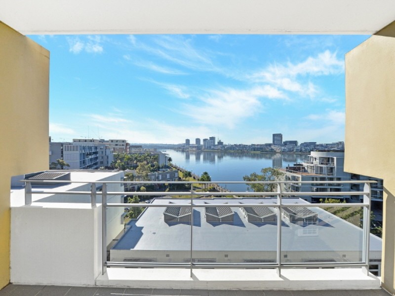 722/25 Bennelong Parkway, Wentworth Point NSW 2127