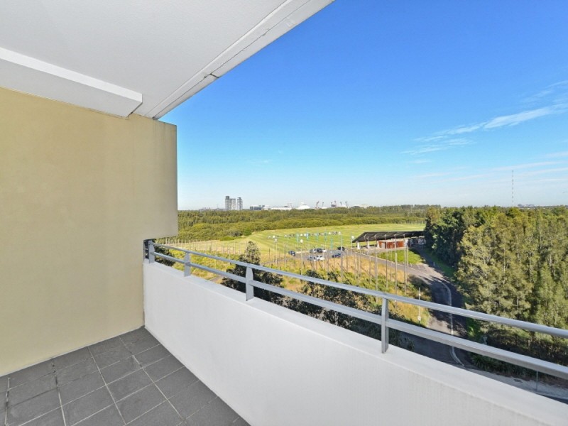 722/25 Bennelong Parkway, Wentworth Point NSW 2127