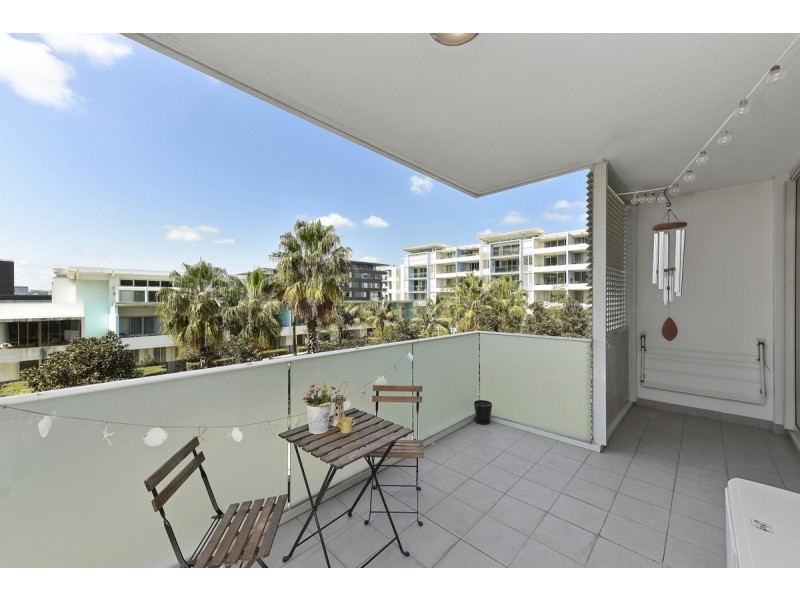 587/33 Hill Road, Wentworth Point NSW 2127