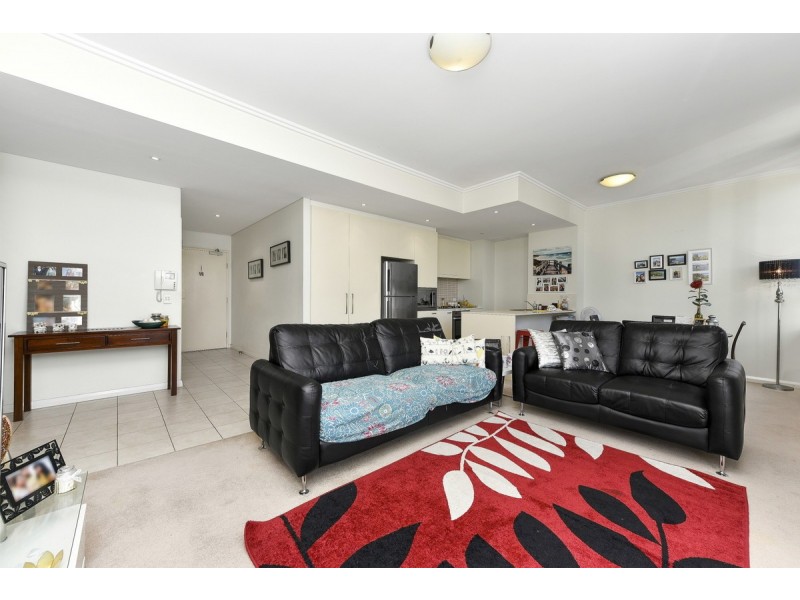 587/33 Hill Road, Wentworth Point NSW 2127