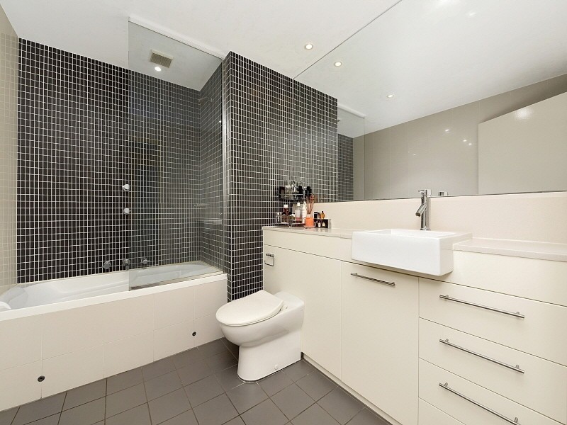 409/11 Lewis Avenue, Rhodes NSW 2138