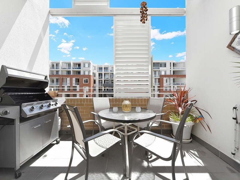 515/37 Amalfi Drive, Wentworth Point NSW 2127