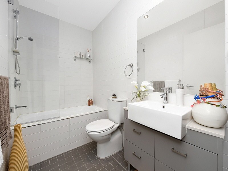 515/37 Amalfi Drive, Wentworth Point NSW 2127