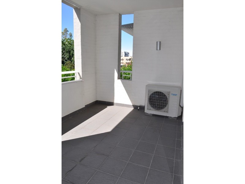 218/3 Stromboli Strait, Wentworth Point NSW 2127