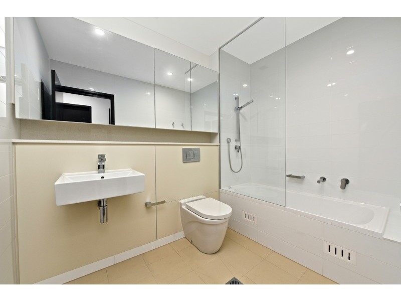 811/14 Nuvolari Place, Wentworth Point NSW 2127