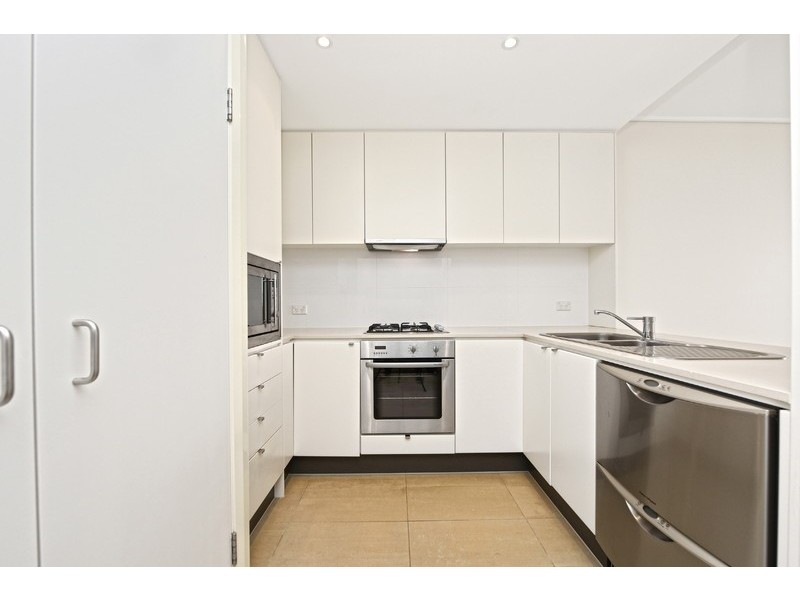 682/4 The Crescent, Wentworth Point NSW 2127