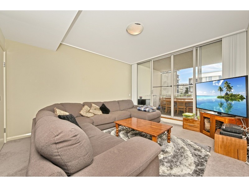 424/8 Stromboli Strait, Wentworth Point NSW 2127
