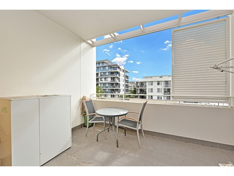 424/8 Stromboli Strait, Wentworth Point NSW 2127