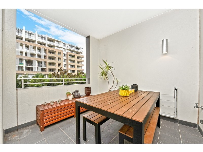 1 Stromboli Strait, Wentworth Point NSW 2127