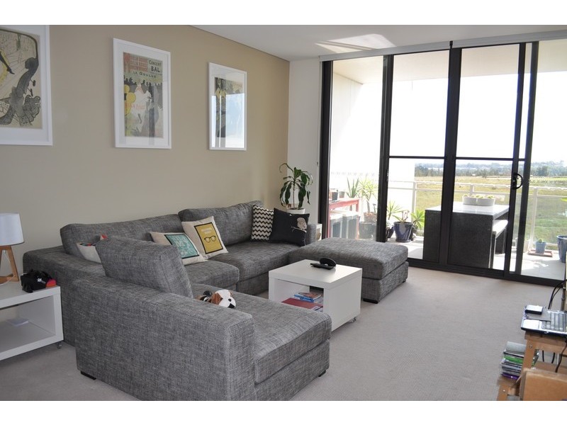 802/25 Hill Road, Wentworth Point NSW 2127