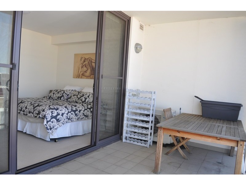 802/25 Hill Road, Wentworth Point NSW 2127