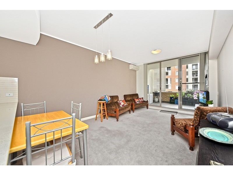 313/19 Hill Road, Wentworth Point NSW 2127