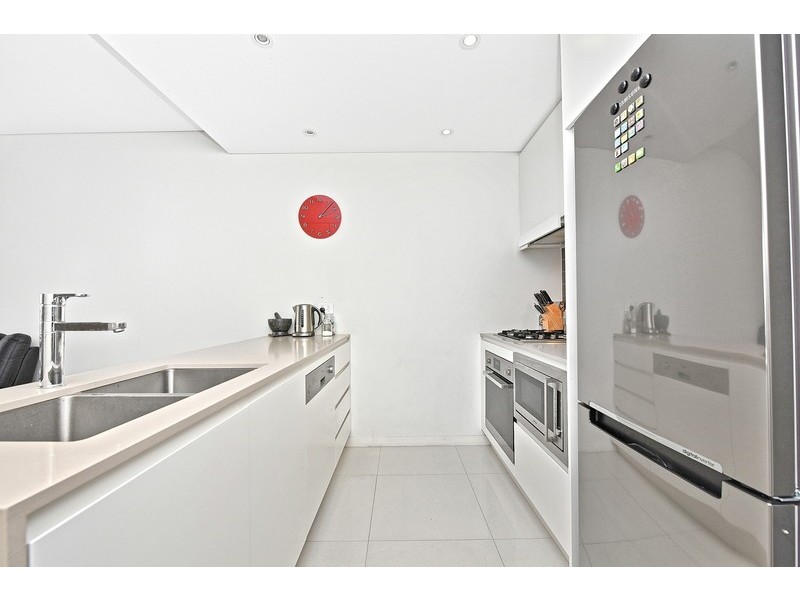 703/25 Hill Road, Wentworth Point NSW 2127