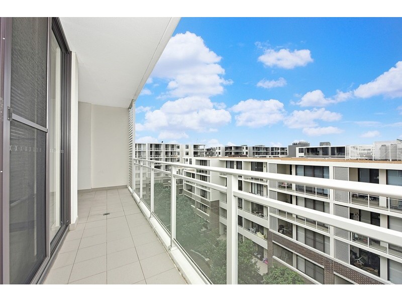 703/25 Hill Road, Wentworth Point NSW 2127
