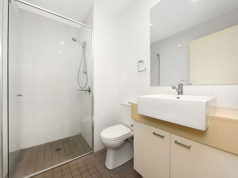 380/33 Hill Road, Wentworth Point NSW 2127