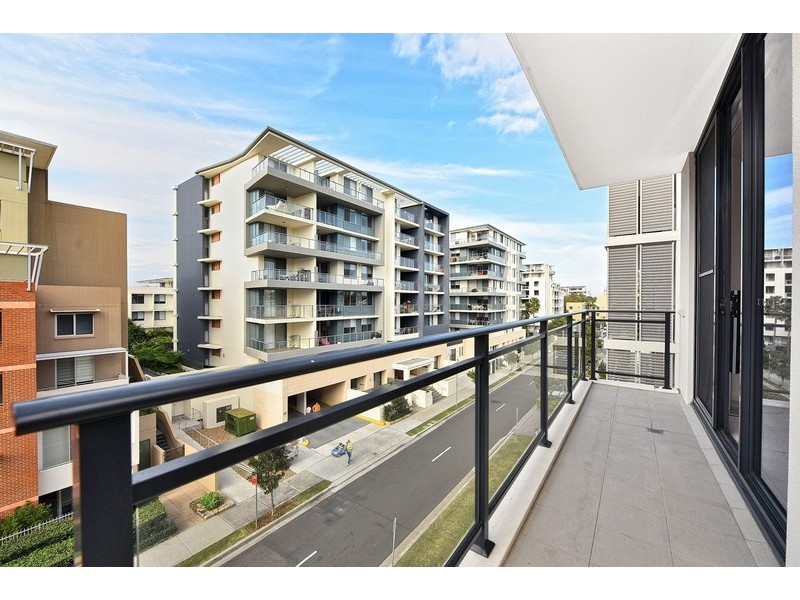 441/17 Marine Parade, Wentworth Point NSW 2127