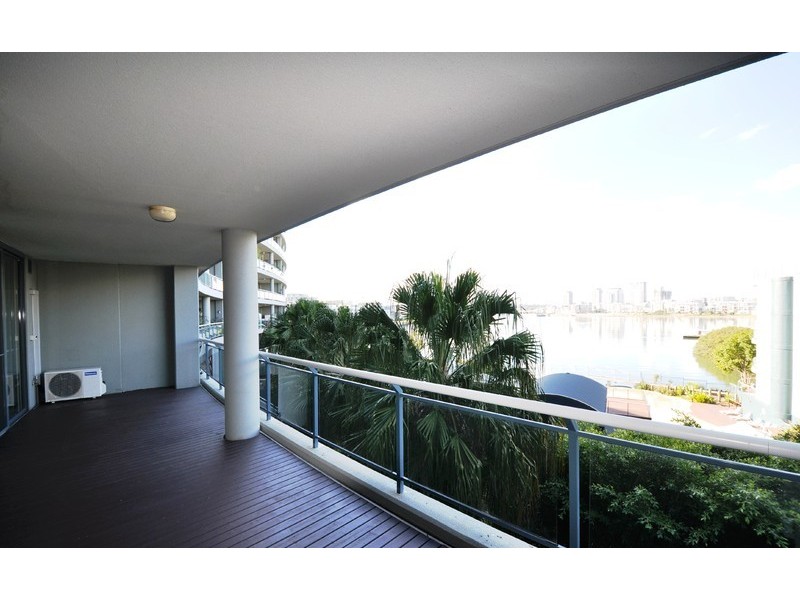 113/27 Bennelong Parkway, Wentworth Point NSW 2127