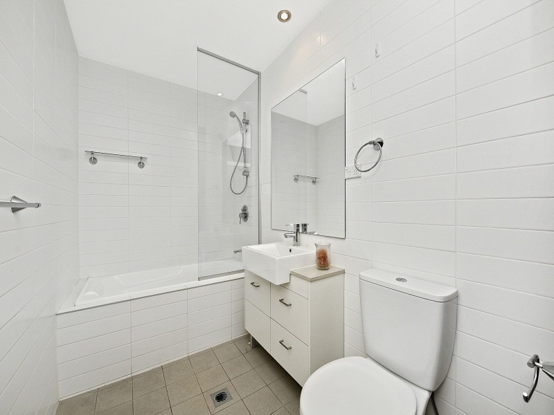 217/21 Hill Road, Wentworth Point NSW 2127