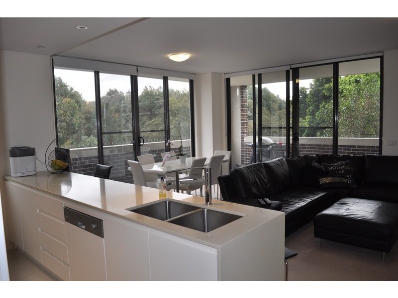 211/27 Hill Road, Wentworth Point NSW 2127