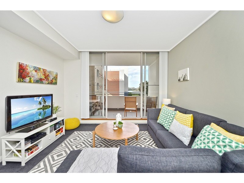 542/2 The Crescent, Wentworth Point NSW 2127